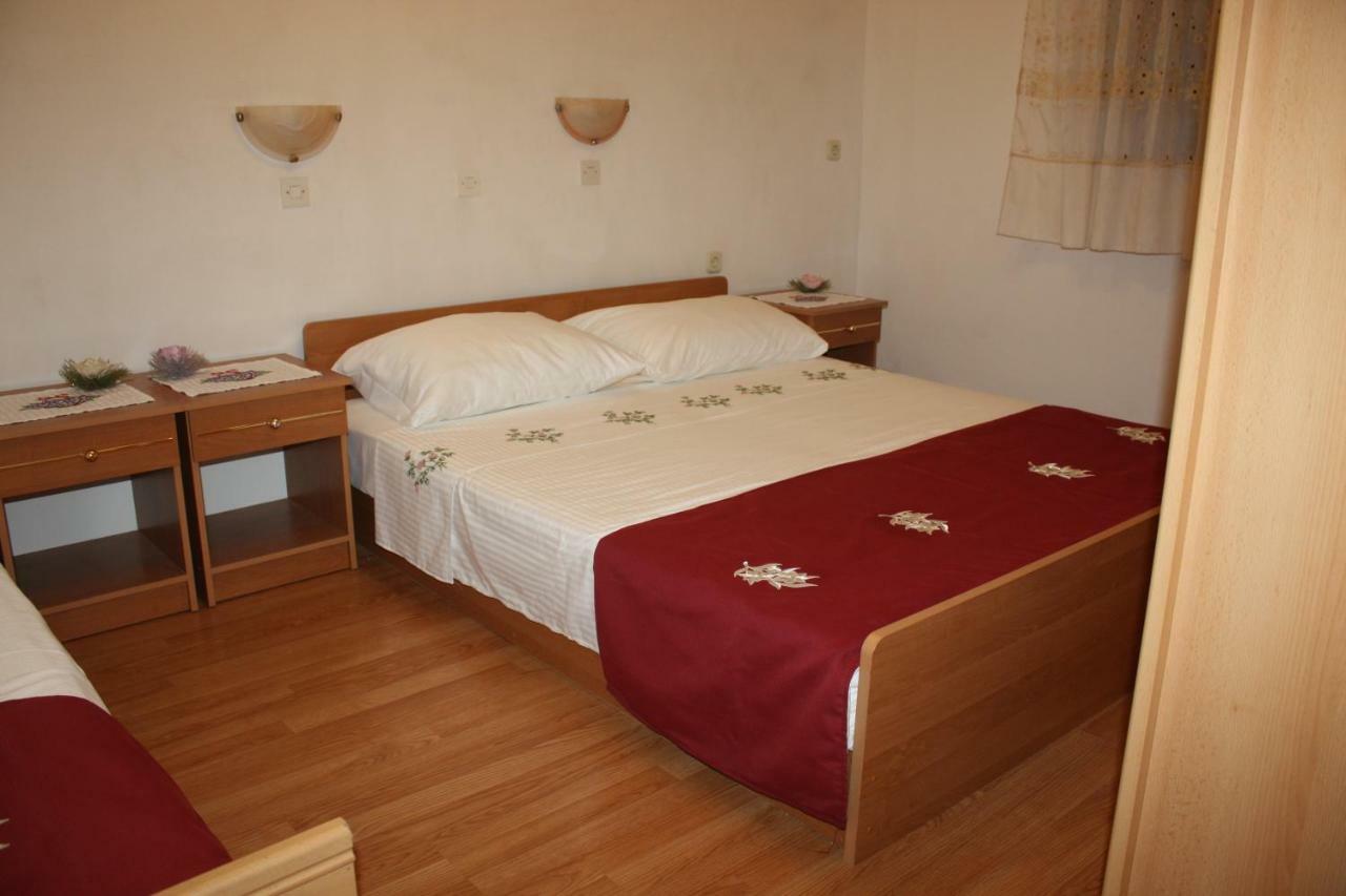 Ferienwohnung Toni I Kristina Baška Exterior foto