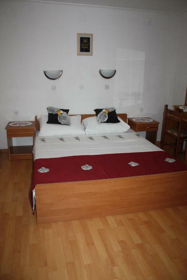 Ferienwohnung Toni I Kristina Baška Exterior foto
